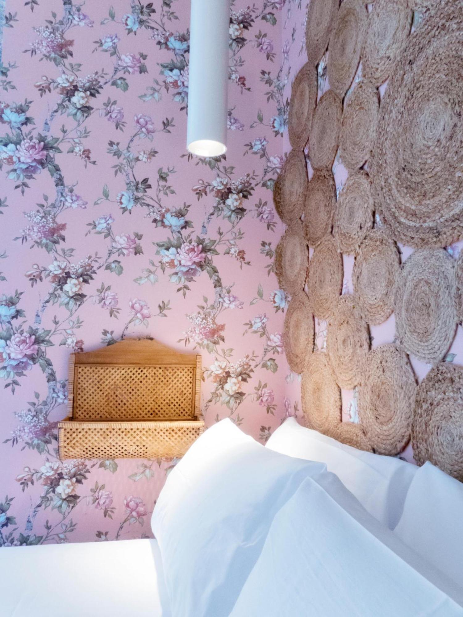 El Barraco Christine Boutique Hotel מראה חיצוני תמונה