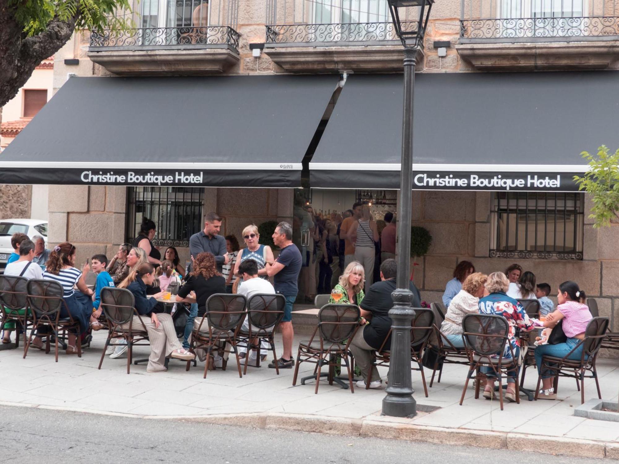 El Barraco Christine Boutique Hotel מראה חיצוני תמונה