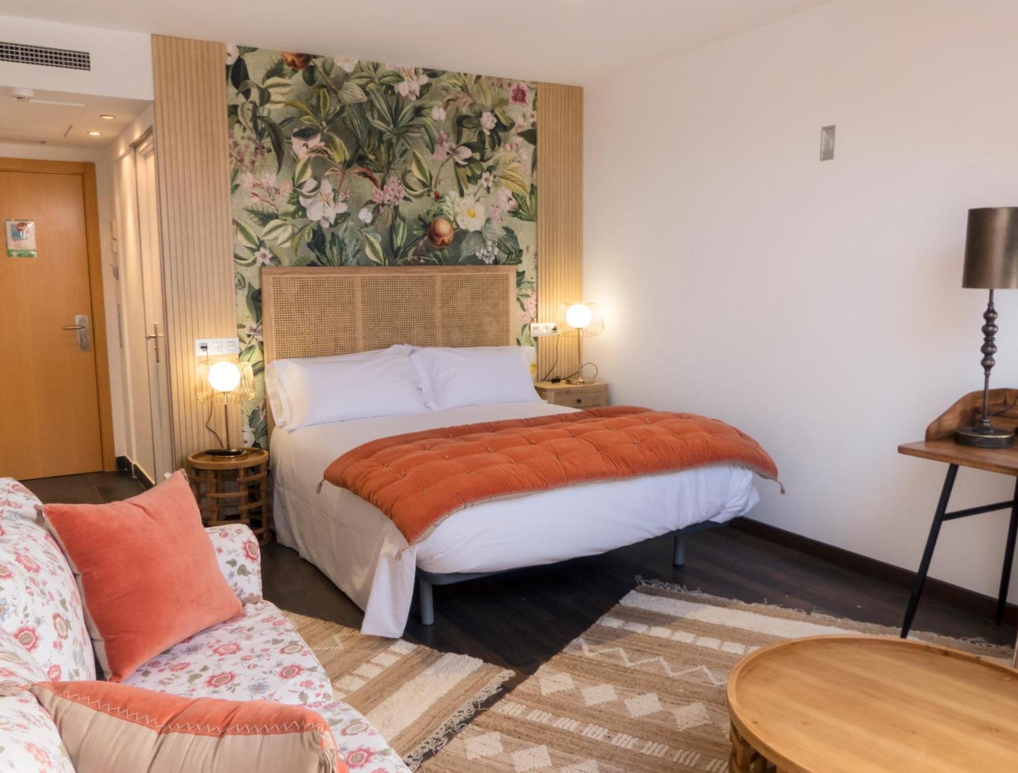 El Barraco Christine Boutique Hotel מראה חיצוני תמונה