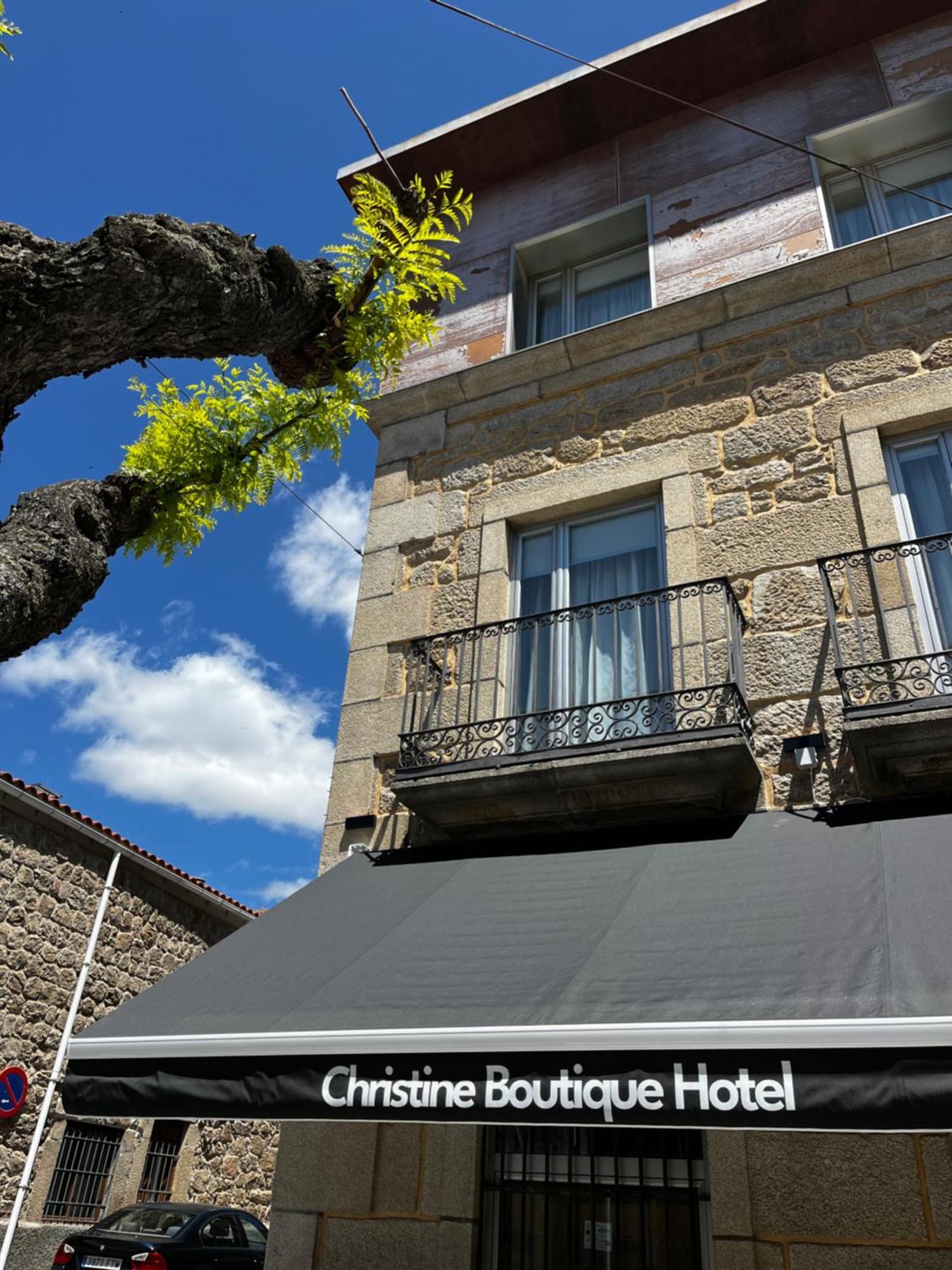 El Barraco Christine Boutique Hotel מראה חיצוני תמונה