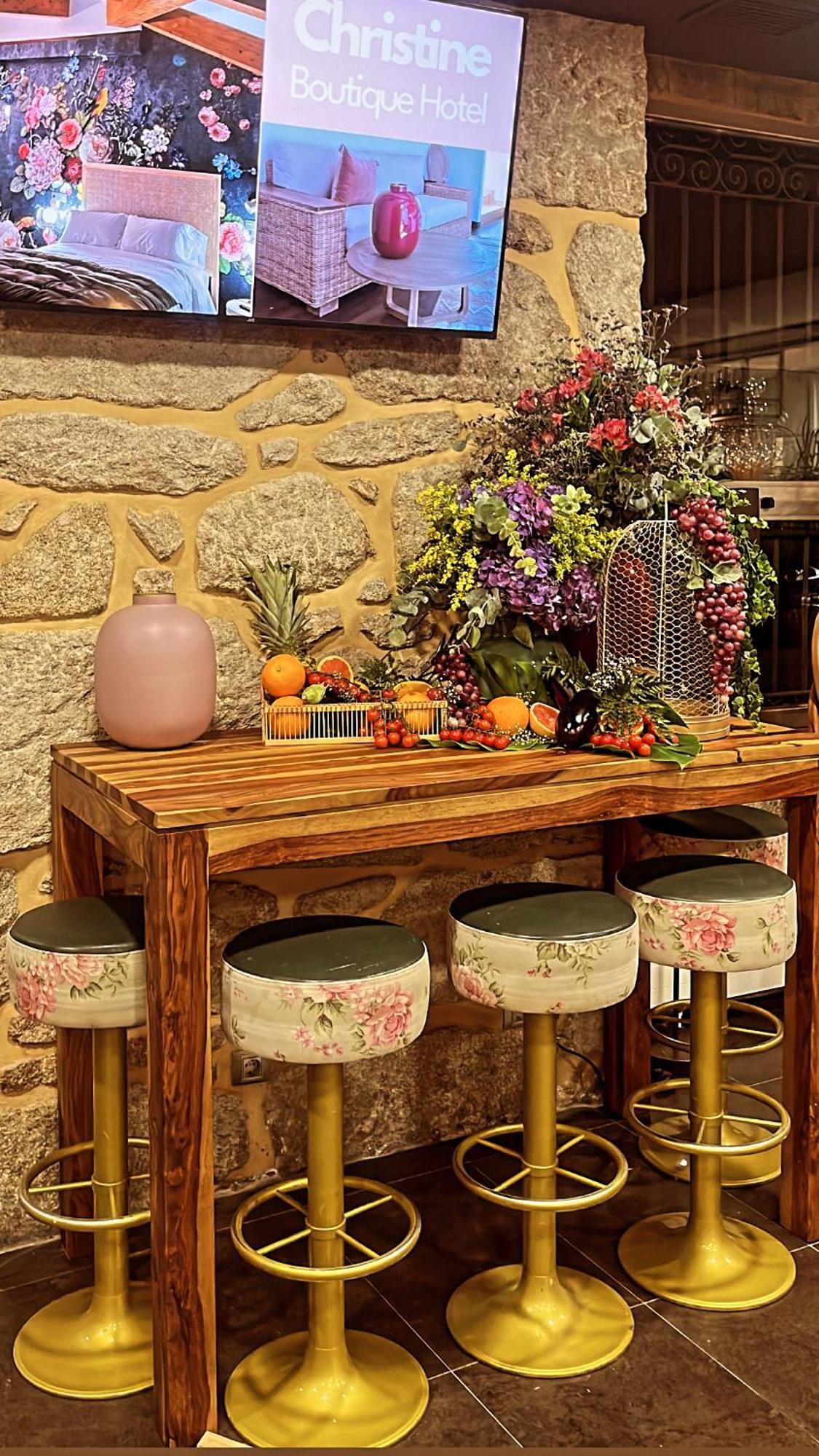 El Barraco Christine Boutique Hotel מראה חיצוני תמונה